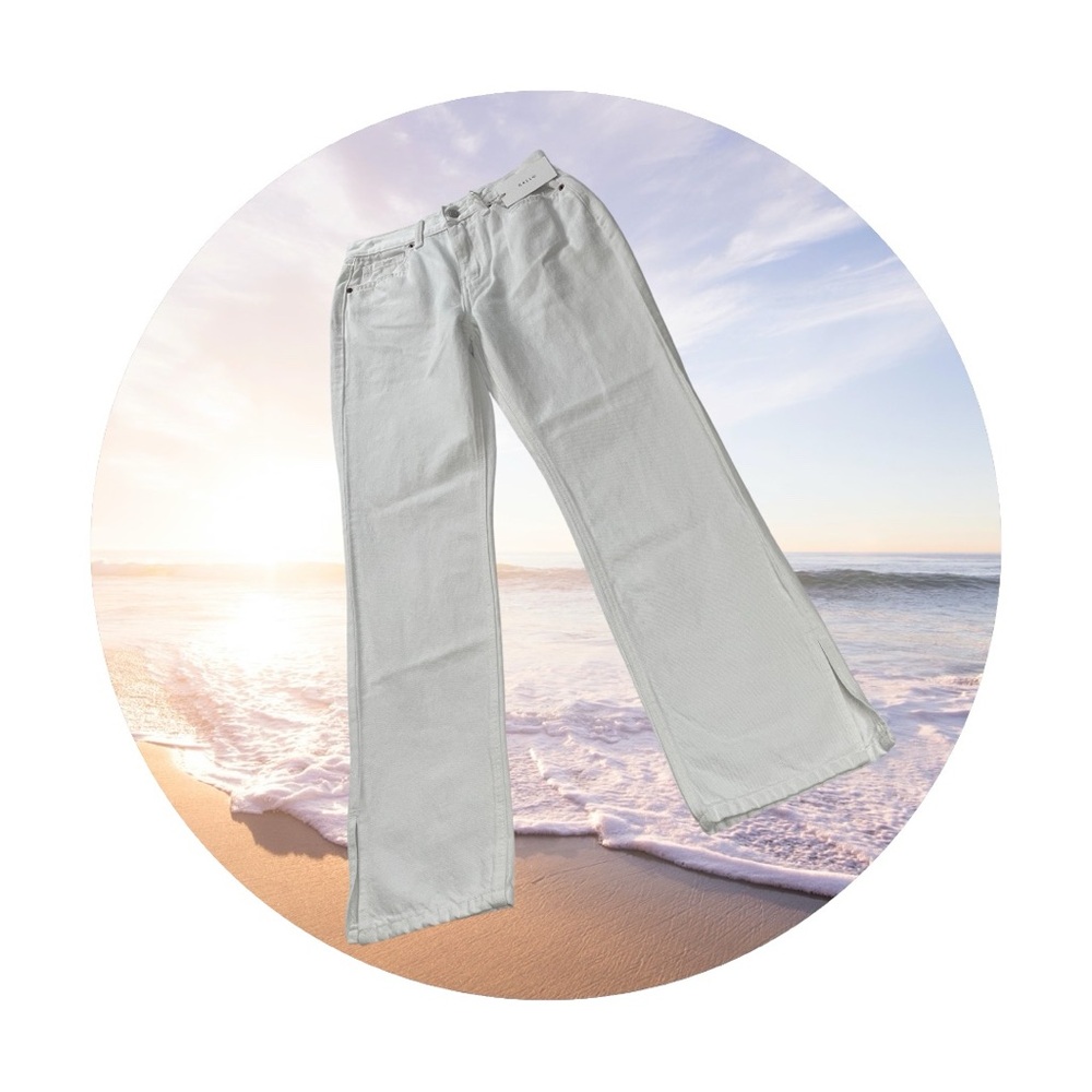Cello Classic‎ White Denim Jeans ~ Size 9/29
summertime or spring NWT